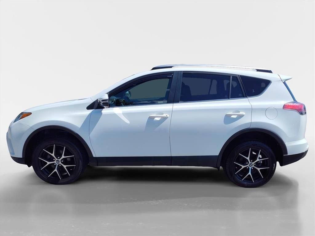 2018 Toyota RAV4 SE