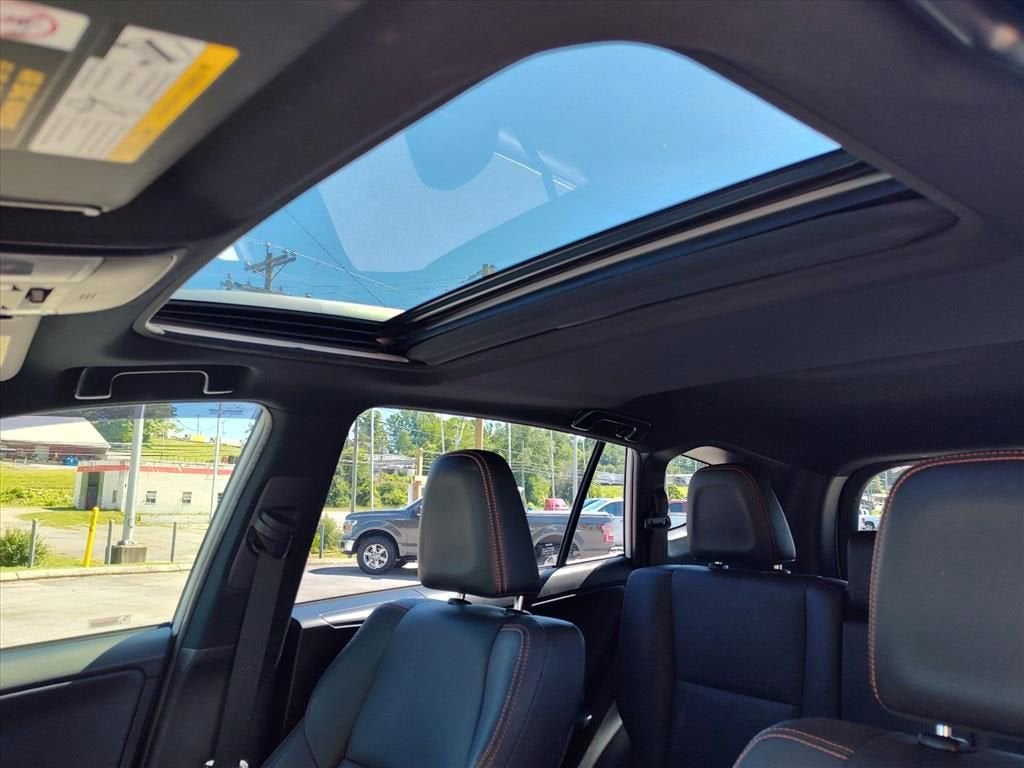 2018 Toyota RAV4 SE