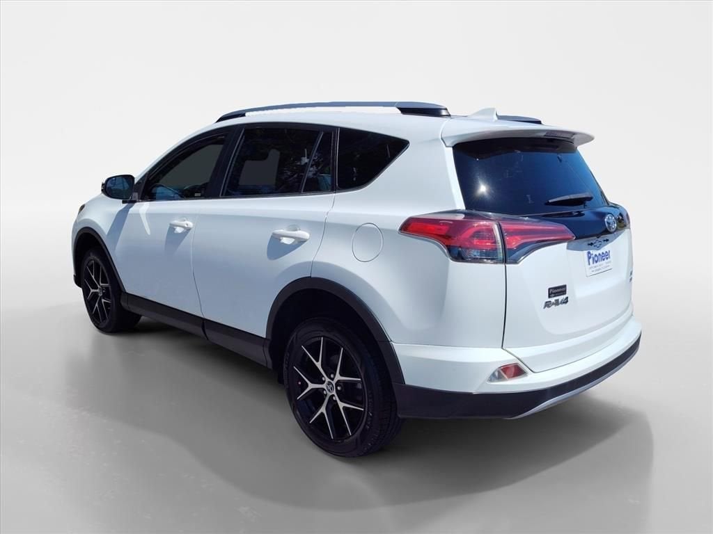 2018 Toyota RAV4 SE