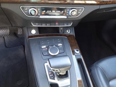 2020 Audi Q5 Premium