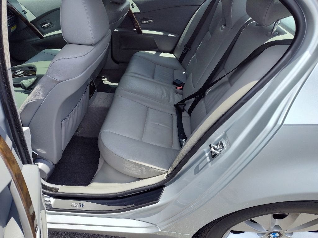 2005 BMW 5 Series 545i