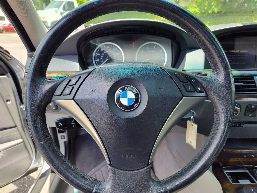 2005 BMW 5 Series 545i