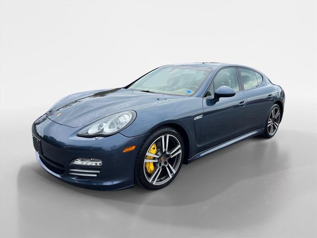 2013 Porsche Panamera Base — photo 1 of 24